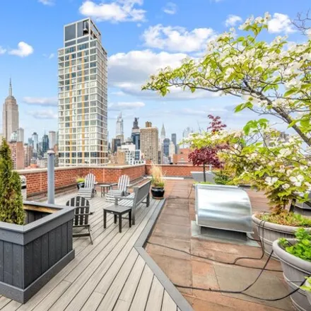 Image 7 - 201 East 25th Street, New York, NY 10010, USA - Apartment for sale
