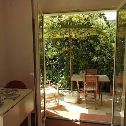 Image 1 - Aix-en-Provence, Bouches-du-Rhône, France - Apartment for rent