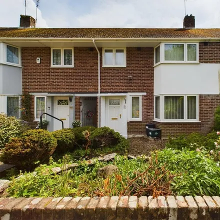 Rent this 3 bed townhouse on Wolseley Road in Plymouth, PL5 1HX