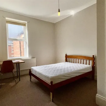 Image 7 - Costa, 38 Saint Mary's Place, Newcastle upon Tyne, NE1 7PQ, United Kingdom - Apartment for rent