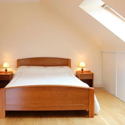 Rent this 2 bed house on Lieu Dit Kerelen in 22170 Boqueho, France