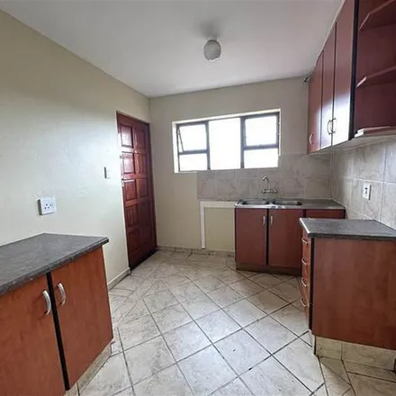 Image 4 - Queen Nandi Drive, Kenville, Durban, 4037, South Africa - Apartment for rent