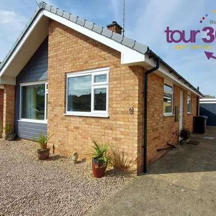 Buy this 2 bed house on Edwin Gardens in Bourne, PE10 9QN