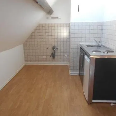 Rent this 3 bed apartment on 1 Avenue de l'Aviation in 54400 Longwy, France