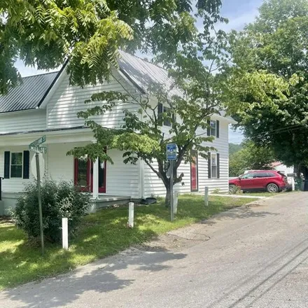 Buy this 4 bed house on 301 Mill Street in Bluff City, TN 37618