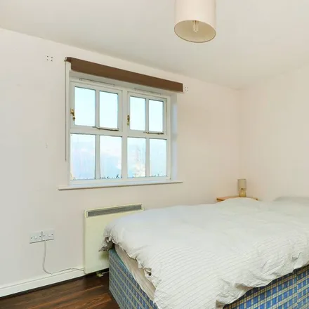 Rent this 2 bed apartment on Massingberd Way in London, SW17 6AW