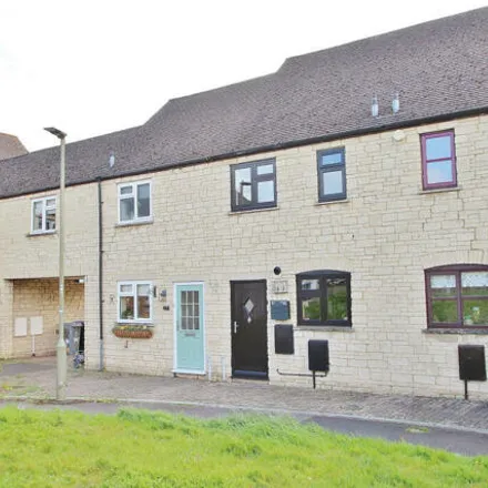Buy this 2 bed townhouse on Barrington Close in Witney, OX28 5FJ