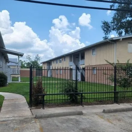 Rent this 1 bed house on 1648 West Cherry Avenue in Orange, TX 77630