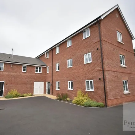 Rent this 2 bed apartment on Swan Lane in Broadland, NR7 8FW