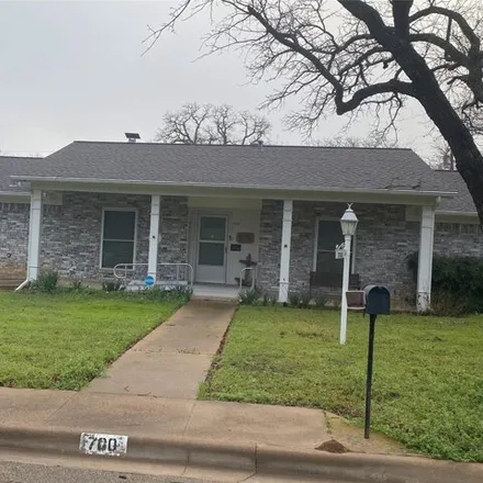 Buy this 3 bed house on 718 Austin Drive in Mineral Wells, TX 76067