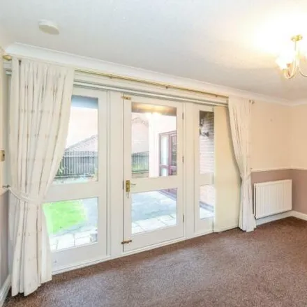 Image 7 - Woodview Gardens, Mansfield, NG19 0JL, United Kingdom - House for rent