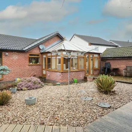 Image 9 - Somersby Avenue, Chesterfield, S42 7LY, United Kingdom - House for sale