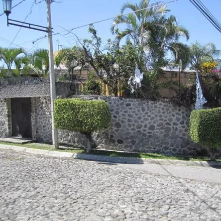 Image 1 - Calle Paseo Burgos, Fraccionamiento Burgos de Cuernavaca, 62760 Tres de Mayo, MOR, Mexico - House for sale