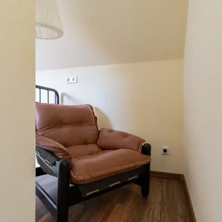 Rent this 5 bed apartment on Schemelsbruch 26 in 45478 Mülheim an der Ruhr, Germany