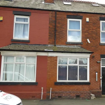 Rent this 7 bed townhouse on 190 Moseley Road in Manchester, M14 6ZT