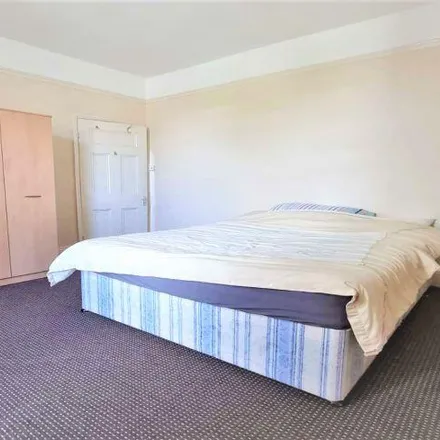 Image 5 - 148 College Road, Willesden Green, London, NW10 3PG, United Kingdom - Apartment for rent