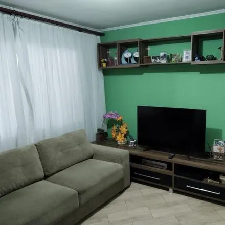 Buy this 2 bed house on Rua Gregório de Matos in Condominío Maracanã, Santo André - SP