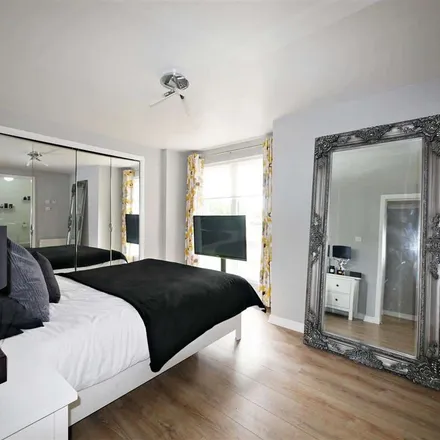 Image 4 - Bathlin Crescent, Moodiesburn, G69 0NN, United Kingdom - Apartment for rent