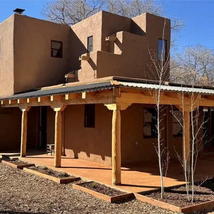Buy this 2 bed house on The Salvation Army in West Alameda Street, Santa Fe