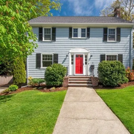 Buy this 5 bed house on 14 Chestnut Street in Symmes Corner, Winchester