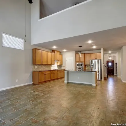 Image 9 - 1301 Hidden Cave Drive, New Braunfels, TX 78132, USA - Loft for sale