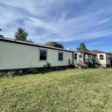 Buy this 3 bed house on 604 Moulton Street in Leola, SD 57456