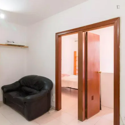 Image 3 - Carrer de Requesens, 2, 08001 Barcelona, Spain - Apartment for rent