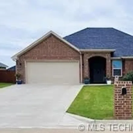 Rent this 4 bed house on Rock Bluff Drive in Durant, OK 74701