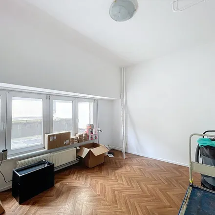 Rent this 1 bed apartment on Rue des Béguines - Begijnenstraat 119 in 1080 Molenbeek-Saint-Jean - Sint-Jans-Molenbeek, Belgium