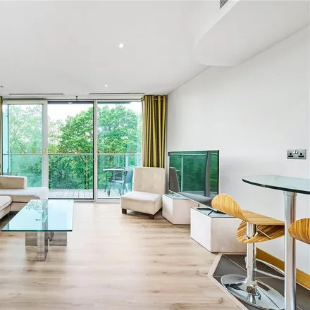 Image 3 - Eustace Building, 372 Queenstown Road, London, SW11 8NT, United Kingdom - Apartment for rent