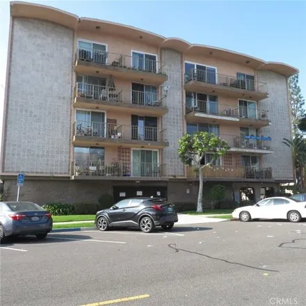 Rent this 1 bed apartment on 419 West 6th Street in Long Beach, CA 90802
