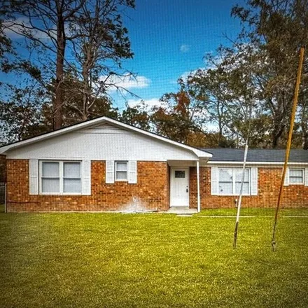 Buy this 4 bed house on 818 Debbie Drive in Hinesville, GA 31313