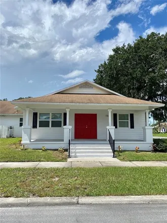 Buy this 4 bed house on 1140 North New York Avenue in Lakeland, FL 33805