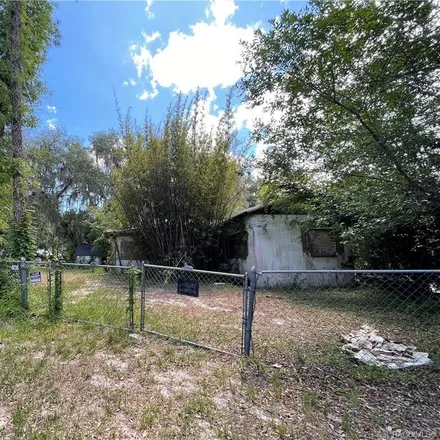 Buy this 3 bed house on 5717 South Liveoak Drive in Citrus County, FL 34436