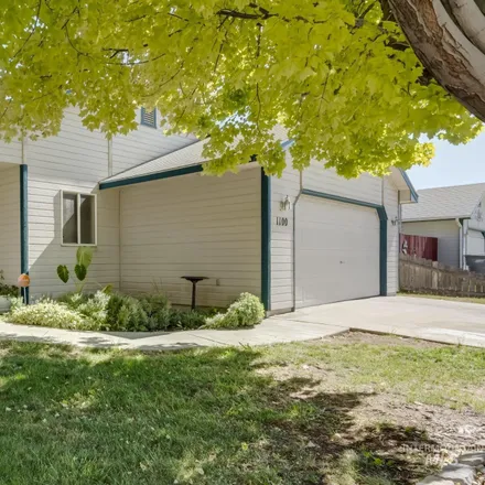 Buy this 2 bed house on 1100 Wildflower Court in Nampa, ID 83686