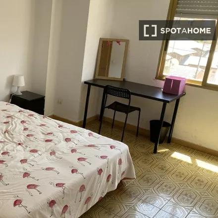 Rent this 5 bed room on Carrer de l'Escultor Piquer in 46019 Valencia, Spain