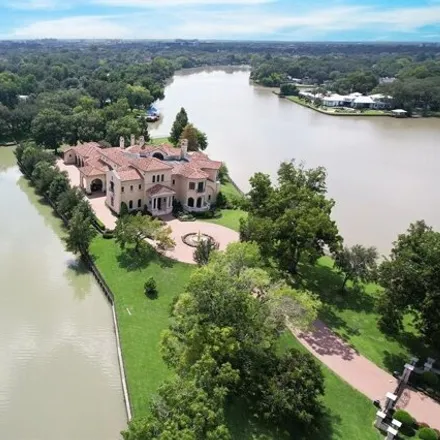 Buy this 6 bed house on Paradise Point Drive in Sugar Land, TX 77478