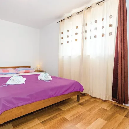Rent this 2 bed apartment on Dolac in Buta Harolda Bilinića, 22101 Grad Šibenik