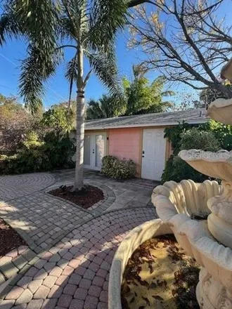 Image 2 - Gulfport Boulevard South & 52nd Street South, Gulfport Boulevard South, Saint Petersburg, FL 33707, USA - House for sale