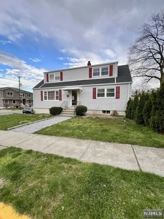 Rent this 4 bed house on 96 5th Street in Wood-Ridge, Bergen County