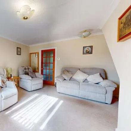 Buy this 2 bed house on Heol y Cadno in Cardiff, CF14 9DY