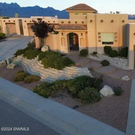 Buy this 3 bed house on 2926 Lookout Ridge Drive in Las Cruces, NM 88011