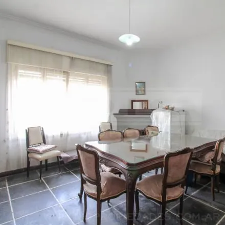 Buy this 3 bed house on Gervasio Posadas 3508 in Carapachay, Vicente López