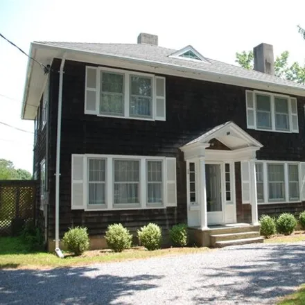 Rent this 4 bed house on 34 East Hampton-Sag Harbor Turnpike in Village of East Hampton, NY 11937