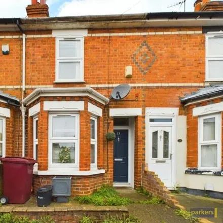 Buy this 3 bed townhouse on 21 Hilcot Road in Reading, RG30 2SX
