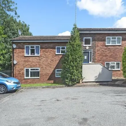 Buy this 2 bed apartment on Western Crescent in Banbury, OX16 9BX