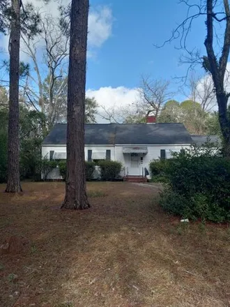 Buy this 3 bed house on 1269 6th Avenue in Albany, GA 31707