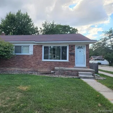 Rent this 3 bed house on 27719 Florence Avenue in Garden City, MI 48135