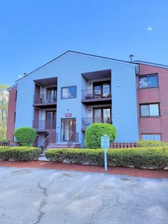 Rent this 2 bed condo on 189 Littleton Road in Chelmsford, MA 01824