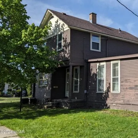Buy this 3 bed house on 906 Putnam Street in Findlay, OH 45840